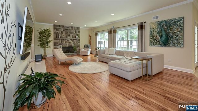 14 Dehart, Wayne, NJ 07470