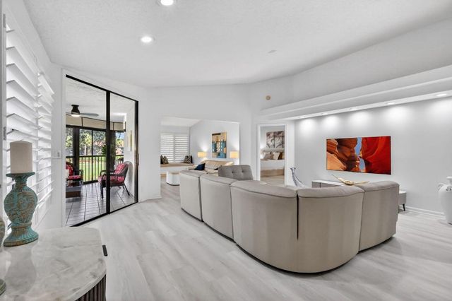 15314 Strathearn Drive 11603, Delray Beach, FL 33446