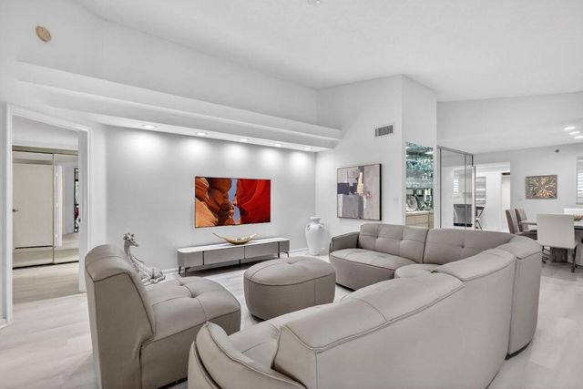 15314 Strathearn Drive 11603, Delray Beach, FL 33446