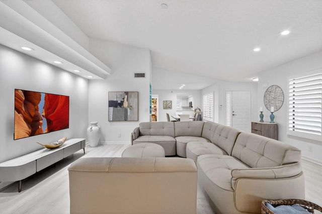 15314 Strathearn Drive 11603, Delray Beach, FL 33446