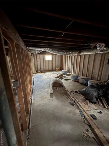 25 Woodcliff Avenue, Poughkeepsie, NY 12603