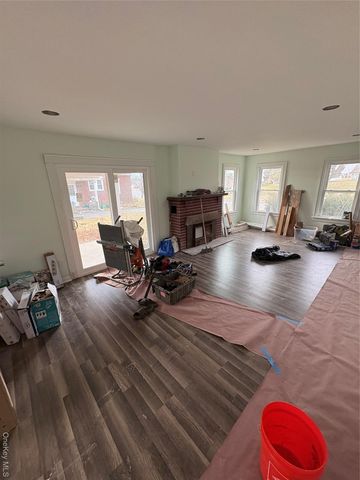 25 Woodcliff Avenue, Poughkeepsie, NY 12603