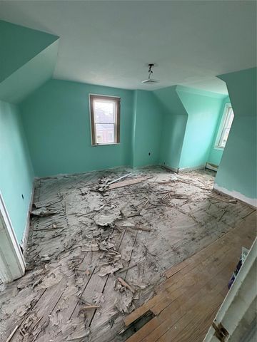 25 Woodcliff Avenue, Poughkeepsie, NY 12603