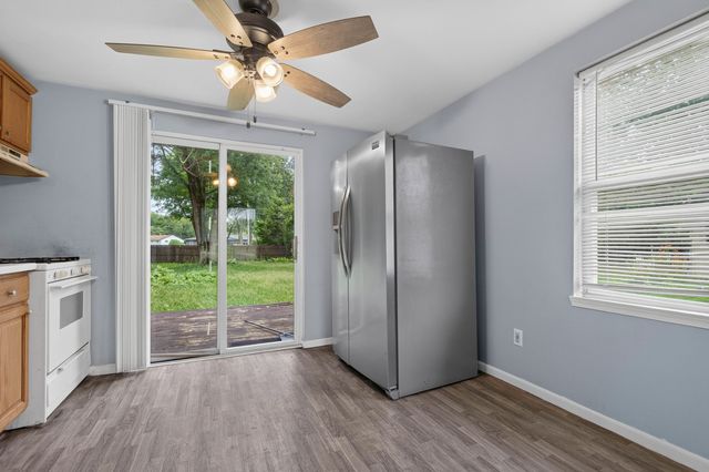 119 Superior Avenue, Machesney Park, IL 61115