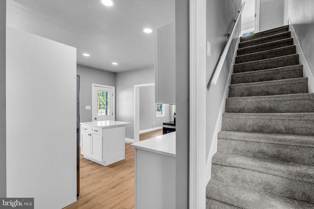 19 E MAIN ST, Salem, NJ 08079