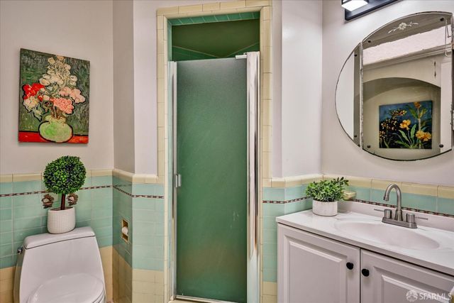 1619 33rd Avenue, San Francisco, CA 94122
