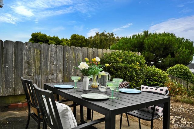 1619 33rd Avenue, San Francisco, CA 94122