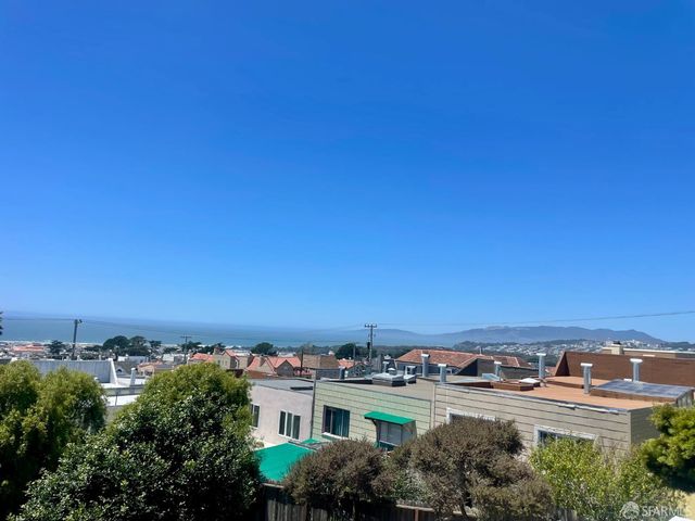 1619 33rd Avenue, San Francisco, CA 94122