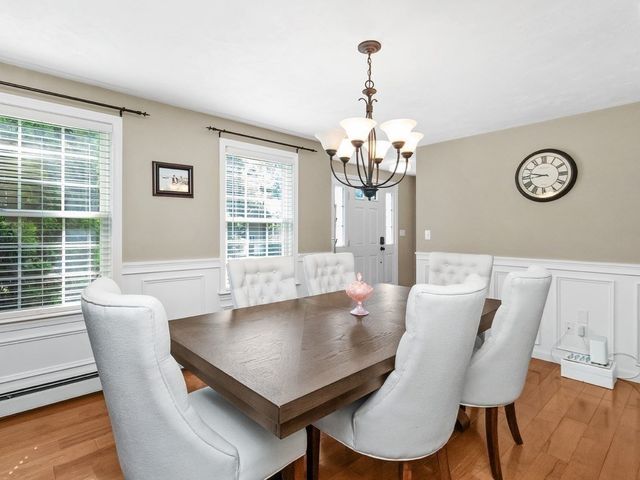 45 Metacomet Avenue, Taunton, MA 02718
