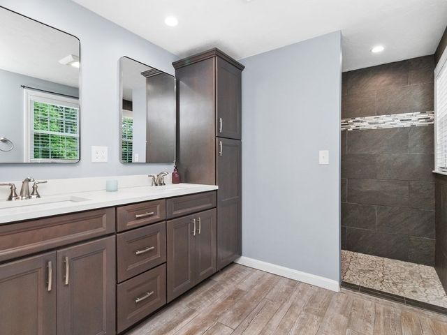 45 Metacomet Avenue, Taunton, MA 02718