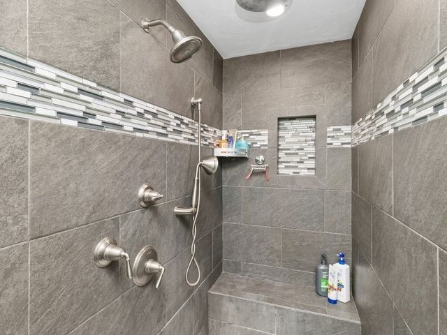 45 Metacomet Avenue, Taunton, MA 02718