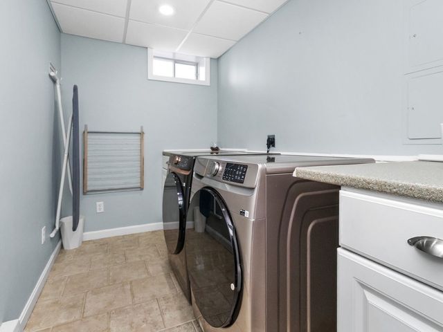 45 Metacomet Avenue, Taunton, MA 02718