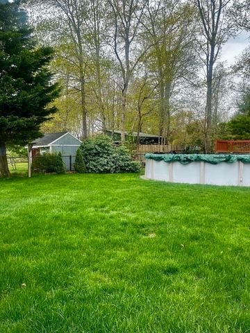 45 Metacomet Avenue, Taunton, MA 02718