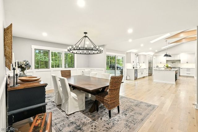 38080 Berkeley Avenue, Moreland Hills, OH 44022