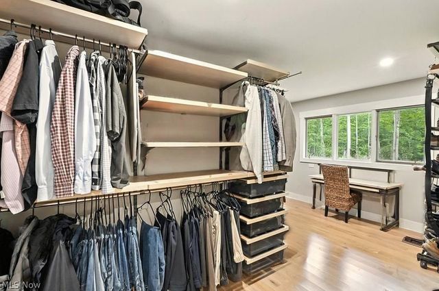 38080 Berkeley Avenue, Moreland Hills, OH 44022