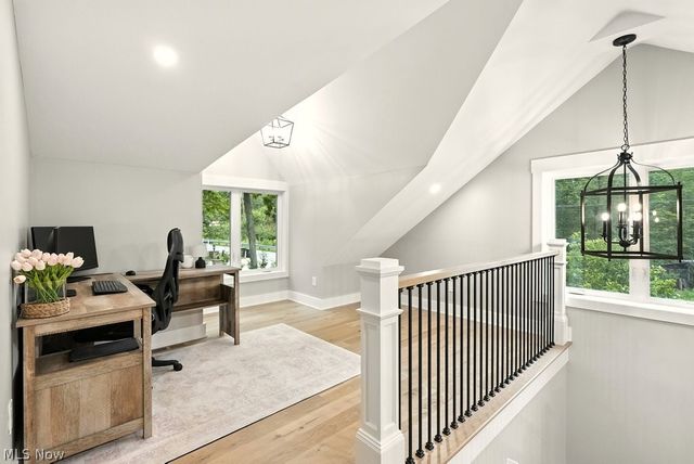 38080 Berkeley Avenue, Moreland Hills, OH 44022