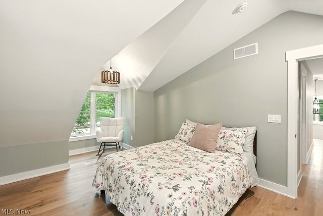 38080 Berkeley Avenue, Moreland Hills, OH 44022