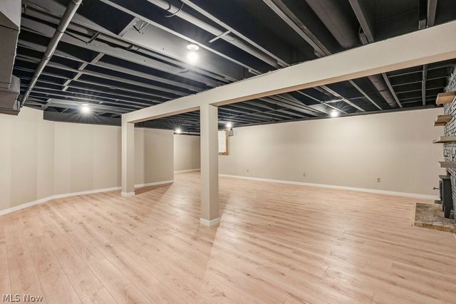 38080 Berkeley Avenue, Moreland Hills, OH 44022