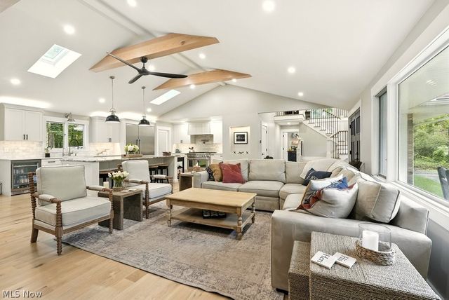 38080 Berkeley Avenue, Moreland Hills, OH 44022