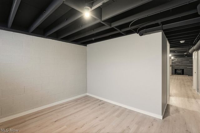 38080 Berkeley Avenue, Moreland Hills, OH 44022