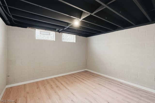 38080 Berkeley Avenue, Moreland Hills, OH 44022