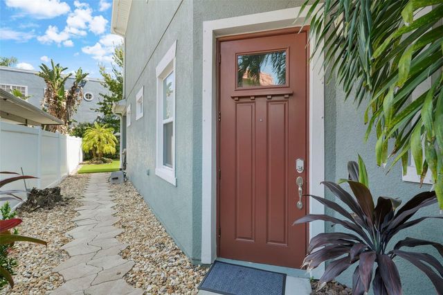 214 S HABANA AVENUE 1, Tampa, FL 33609
