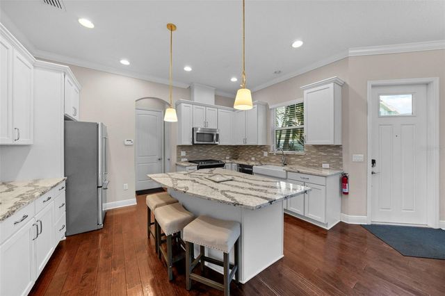 214 S HABANA AVENUE 1, Tampa, FL 33609