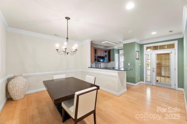 8820 Legacy Lake Lane, Charlotte, NC 28269