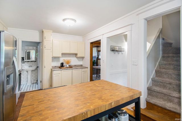 615 E Center Street, Warsaw, IN 46580