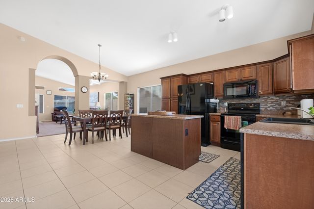 1066 W Whitten Street, Chandler, AZ 85224