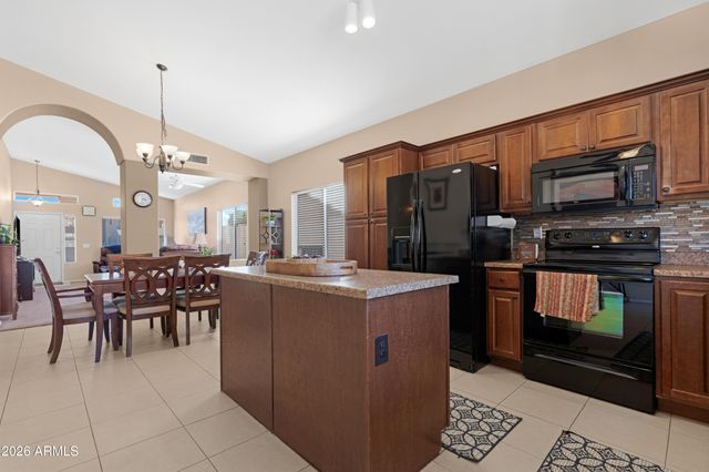 1066 W Whitten Street, Chandler, AZ 85224