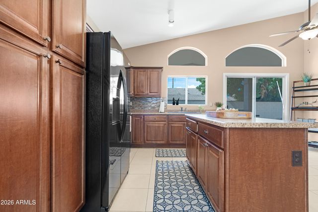 1066 W Whitten Street, Chandler, AZ 85224