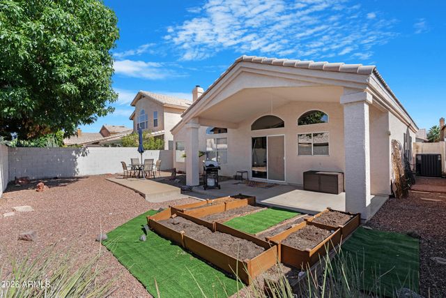 1066 W Whitten Street, Chandler, AZ 85224