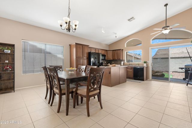 1066 W Whitten Street, Chandler, AZ 85224