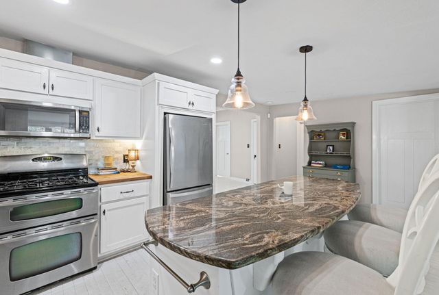 1005 Pine ST, Bastrop, TX 78602