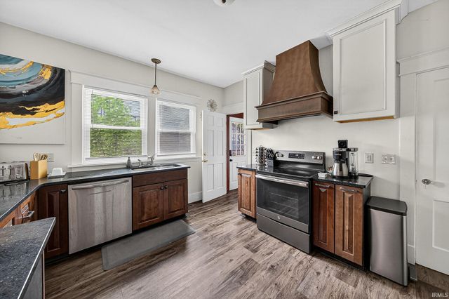 210 Chapin Street, South Bend, IN 46601