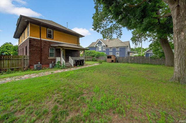 210 Chapin Street, South Bend, IN 46601