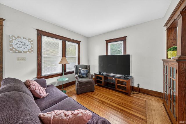 210 Chapin Street, South Bend, IN 46601