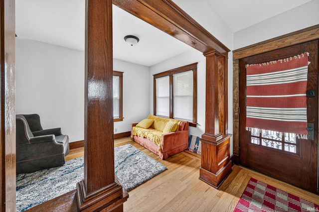 210 Chapin Street, South Bend, IN 46601