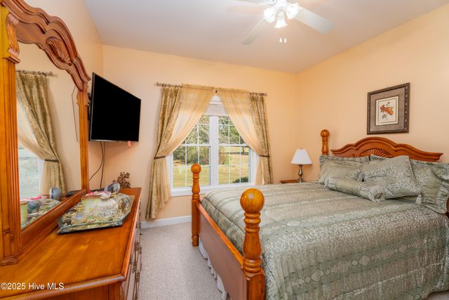 602 Taberna Circle, New Bern, NC 28562