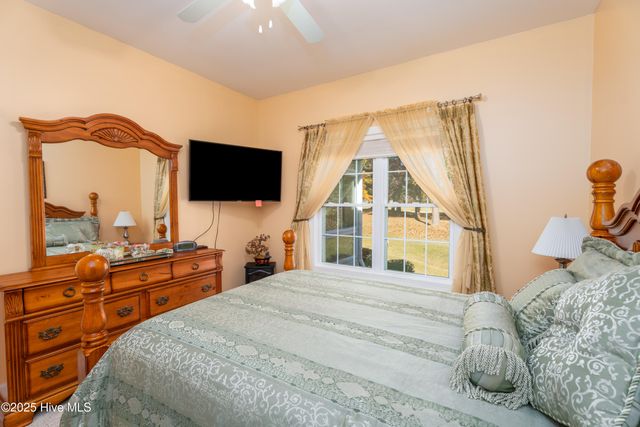 602 Taberna Circle, New Bern, NC 28562