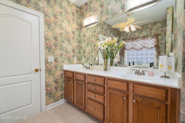 602 Taberna Circle, New Bern, NC 28562