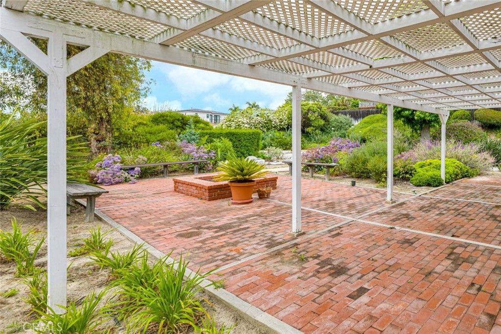 Image 31 of property listing at 24781 Via Larga, Laguna Niguel, CA 92677