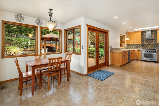 8909 172nd Street SE, Snohomish, WA 98296