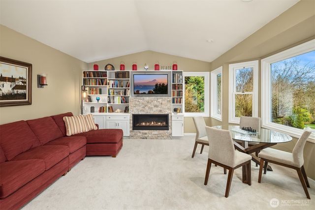 8909 172nd Street SE, Snohomish, WA 98296