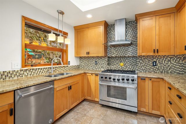 8909 172nd Street SE, Snohomish, WA 98296