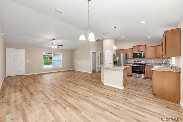 5676 N Summerfield Point, Citrus Springs, FL 34434