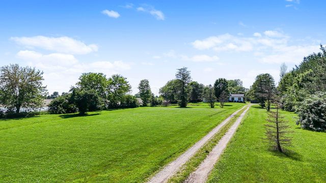 7611 Young Road, Grove City, OH 43123