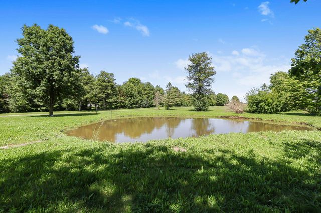 7611 Young Road, Grove City, OH 43123