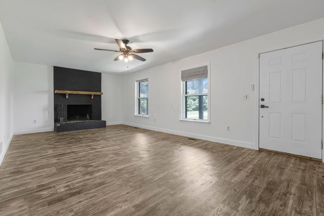 7611 Young Road, Grove City, OH 43123